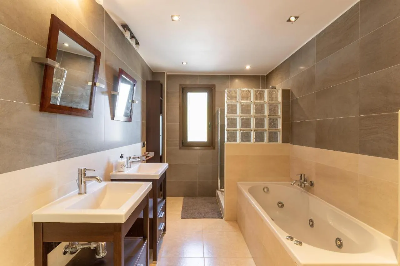 Villa In La Herradura Nerja
